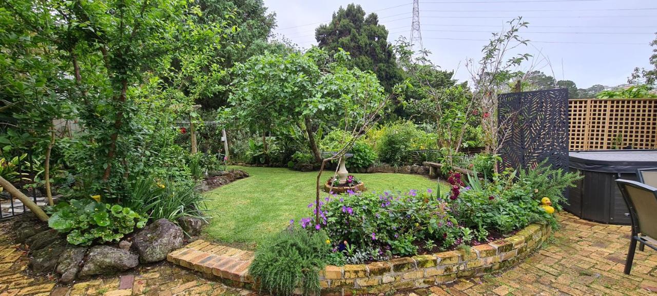 Dovecote House Panzió Auckland Kültér fotó